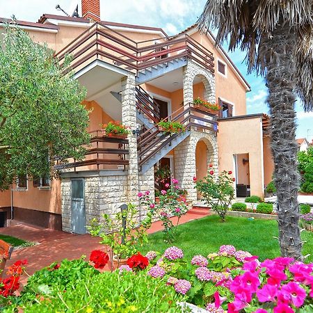 Apartments Orange 167 Novigrad Istria Eksteriør billede