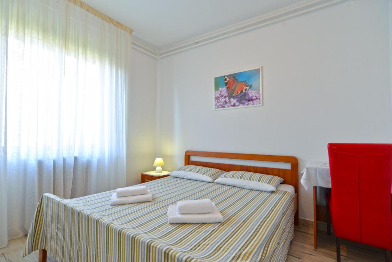 Apartments Orange 167 Novigrad Istria Eksteriør billede